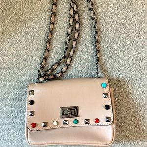 Valentino Brand jnspired leather spike bag,chain Made/bought in Italy.Blush/tan